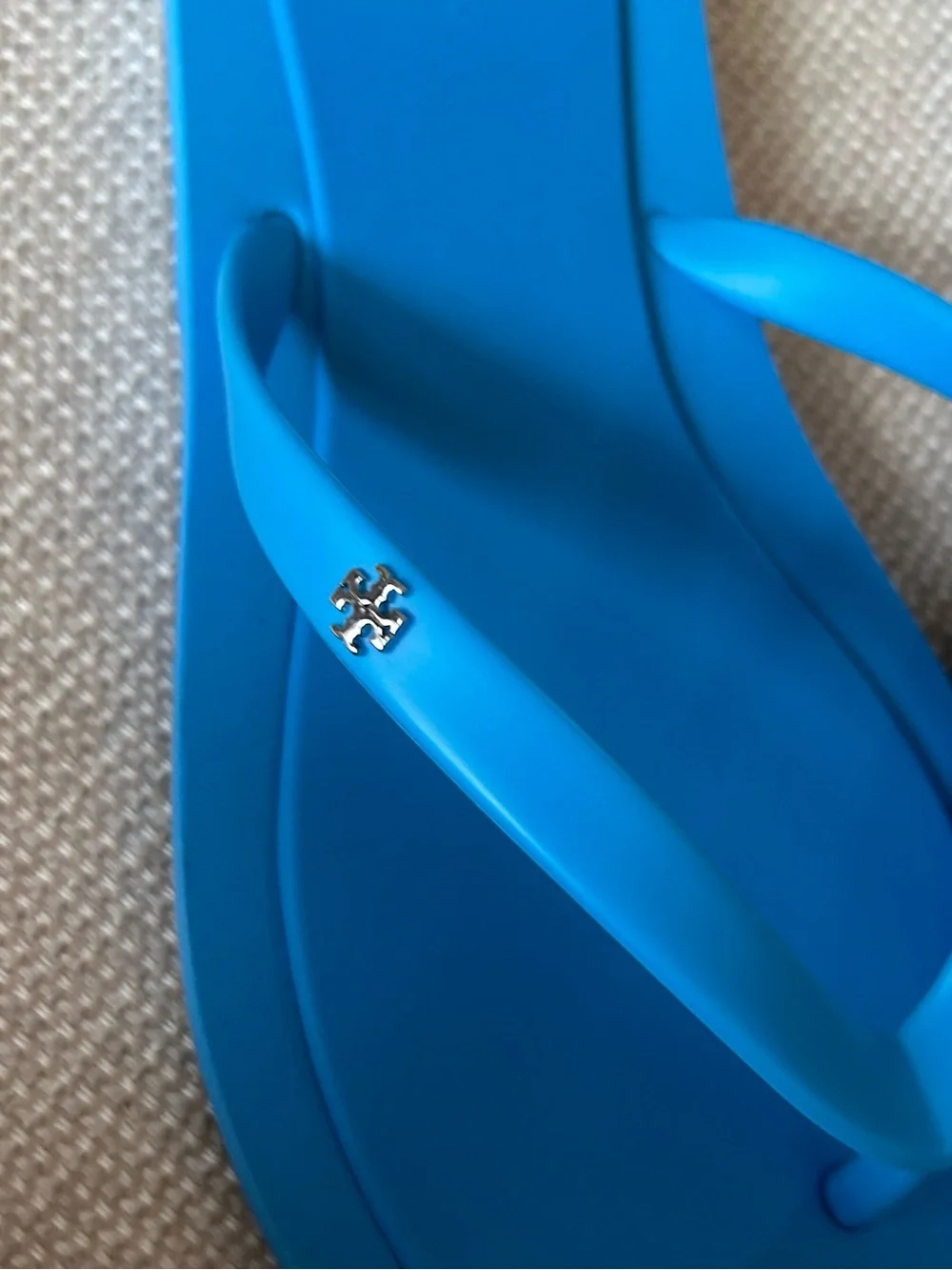 NWT TORY BURCH KIRA padded flip flops.
